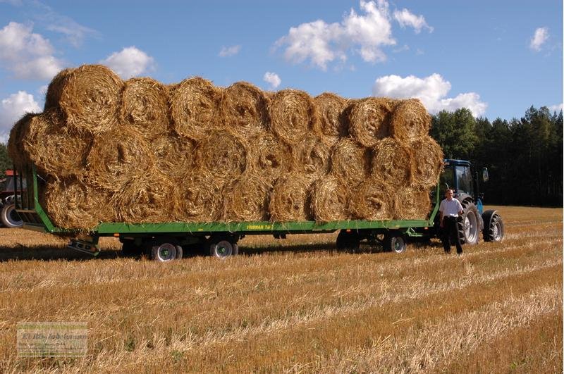 Ballentransportwagen des Typs PRONAR ab Lager: Ballenwagen, NEU, auch mit Bordwandgitter, 2 + 3 Achsen + Tandem, 10 - 24 to. GG,, Neumaschine in Itterbeck (Bild 14)