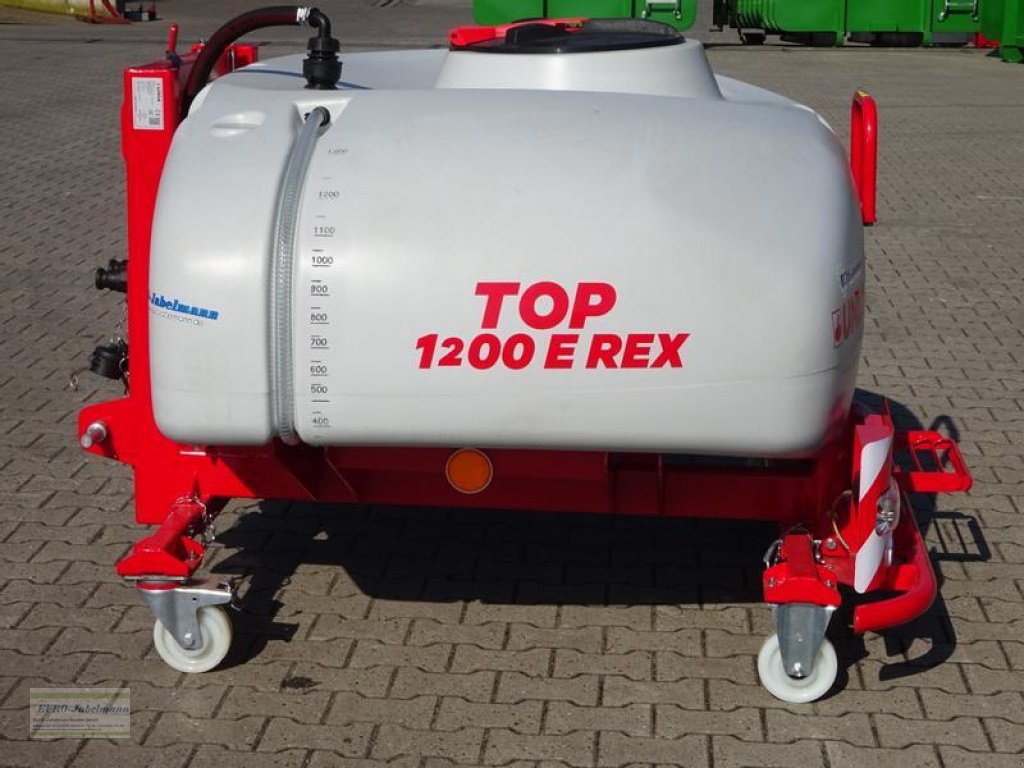 Anhängespritze des Typs Unia Fronttank, Frontfaß, TOP 1200 Rex E, 1350 Ltr., NEU, Neumaschine in Itterbeck (Bild 2)