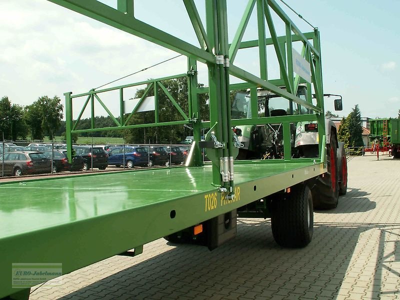 Ballentransportwagen des Typs PRONAR 2-achs Anhänger, Ballenwagen, Strohwagen, TO 22 / TO 22 M; Druckl. (10,0 to), Auflauf (8 to), NEU, Neumaschine in Itterbeck (Bild 27)