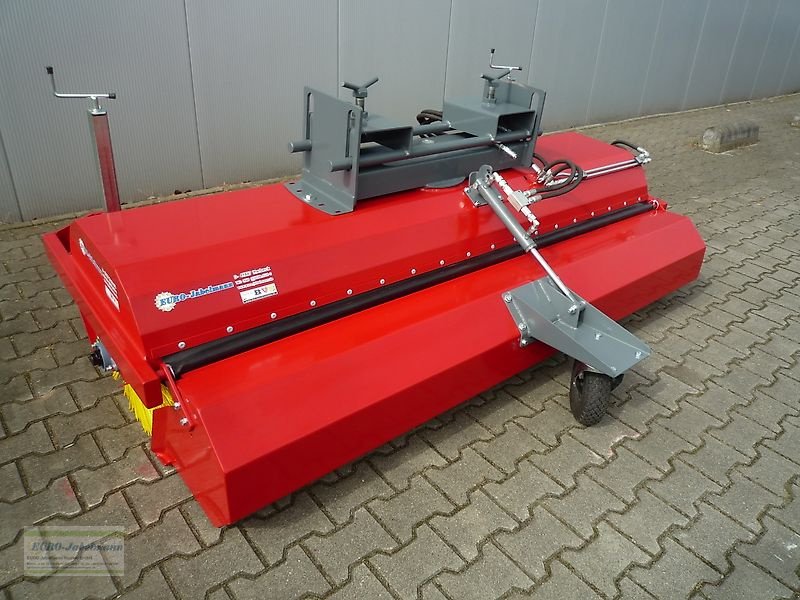 Kehrmaschine des Typs EURO-Jabelmann Kehrmaschine, Staplerkehrmaschine V 1501 GSKM, 1,50 m NEU, Neumaschine in Itterbeck (Bild 13)