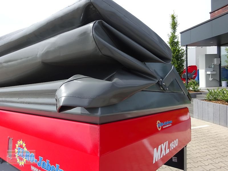 Düngerstreuer des Typs Unia 2-Scheiben Düngerstreuer MXL 2100, NEU, Streubreite bis 36 m, 2100-3000 Ltr. Behälter, Neumaschine in Itterbeck (Bild 8)