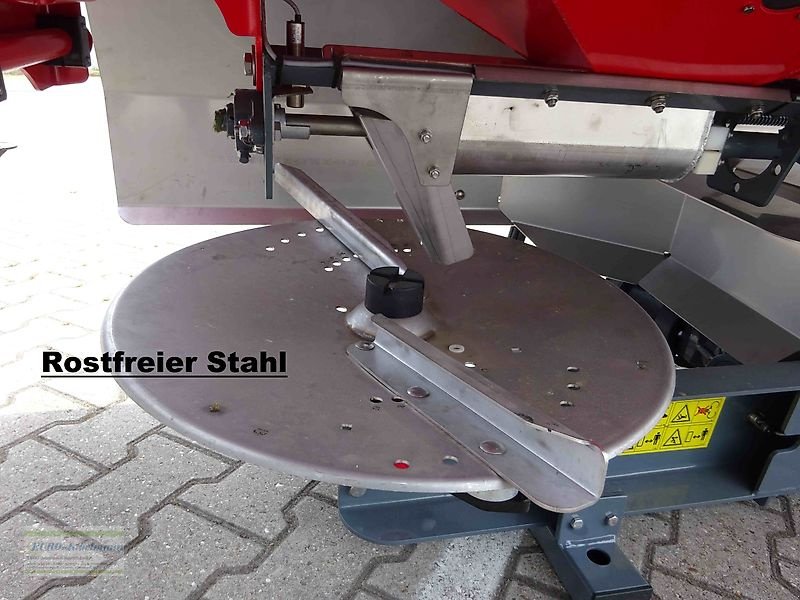 Düngerstreuer des Typs Unia 2-Scheiben Düngerstreuer MXL 2100, NEU, Streubreite bis 36 m, 2100-3000 Ltr. Behälter, Neumaschine in Itterbeck (Bild 12)