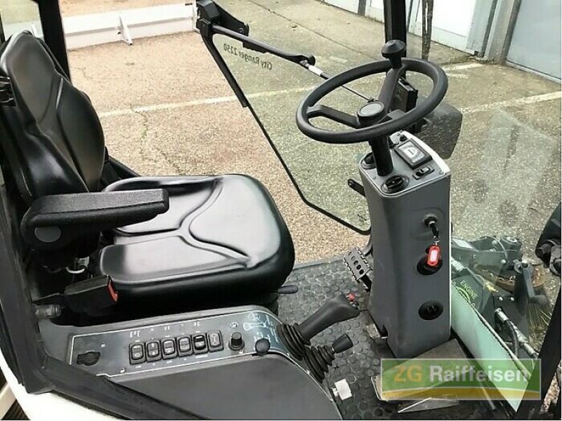 Traktor des Typs Egholm City Ranger 2250 T, Gebrauchtmaschine in Heitersheim (Bild 10)