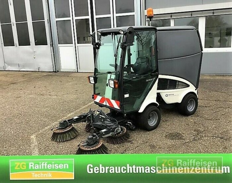 Traktor des Typs Egholm City Ranger 2250 T, Gebrauchtmaschine in Heitersheim (Bild 4)